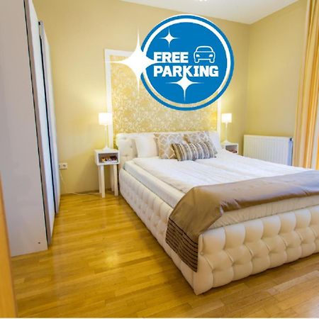 Colours Apartments Superior With Free Parking Budapest Ngoại thất bức ảnh
