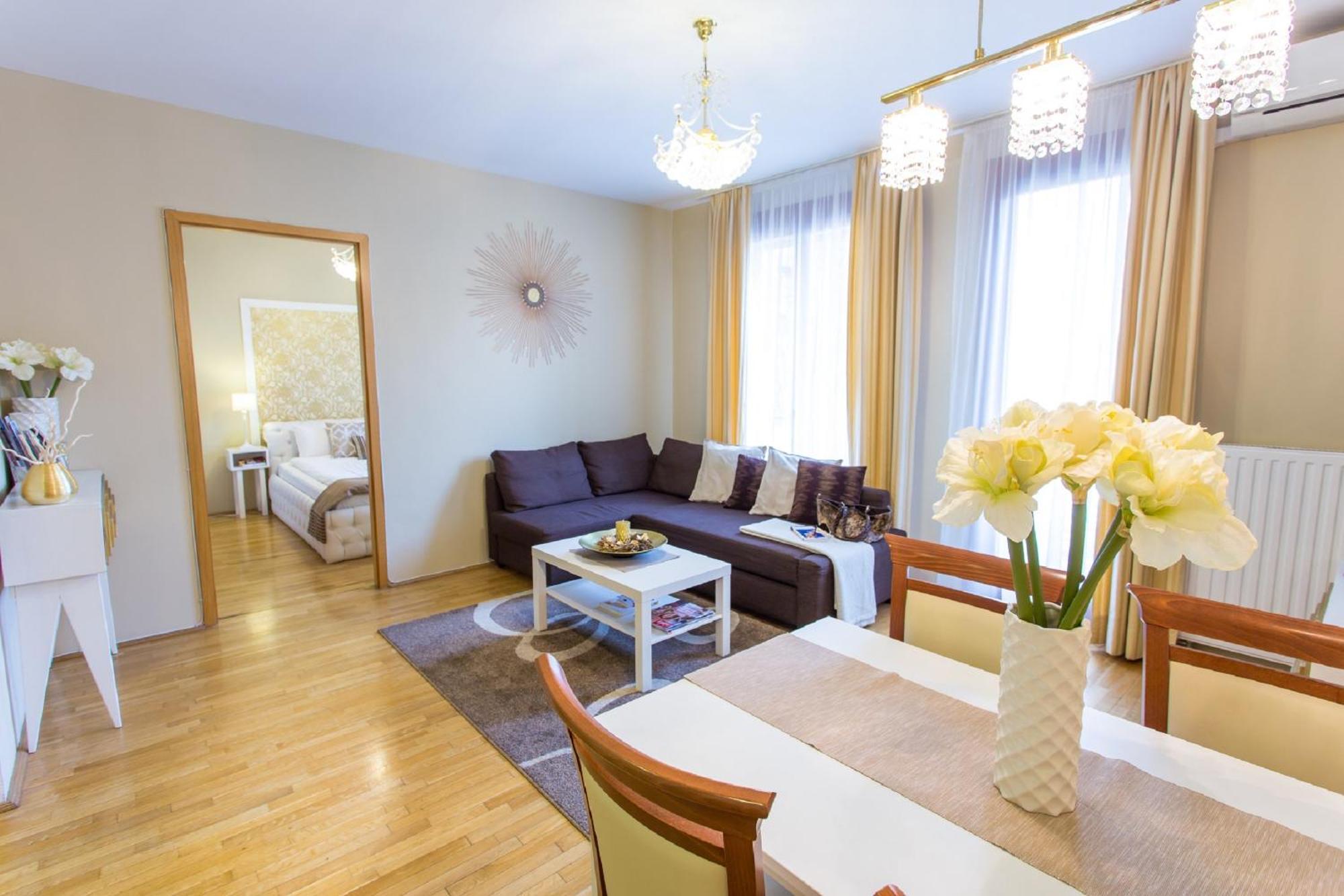 Colours Apartments Superior With Free Parking Budapest Ngoại thất bức ảnh