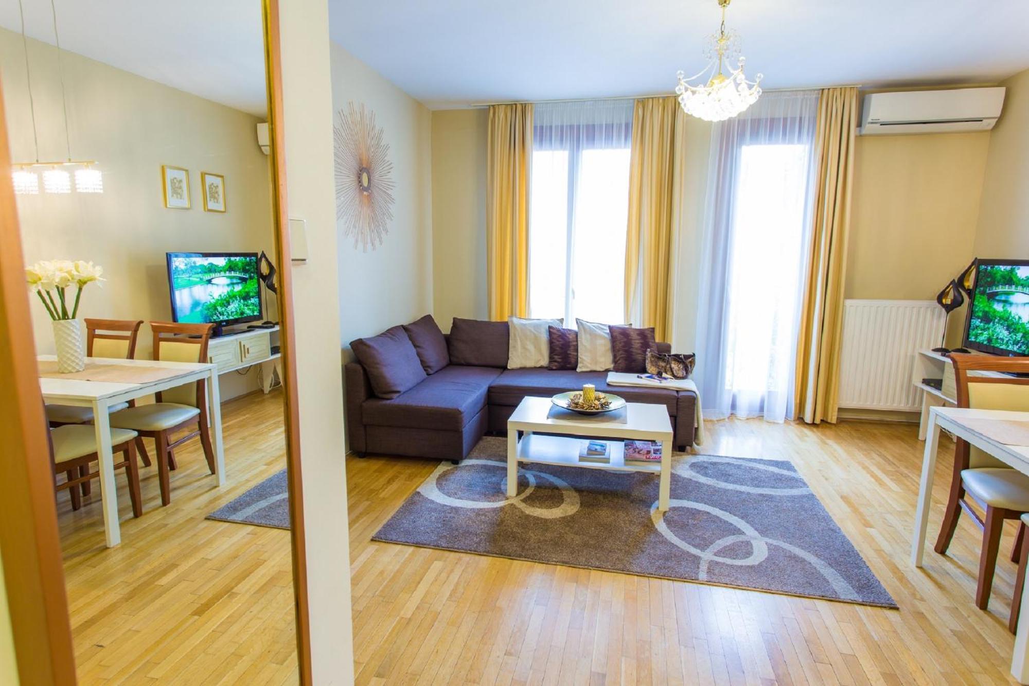 Colours Apartments Superior With Free Parking Budapest Ngoại thất bức ảnh